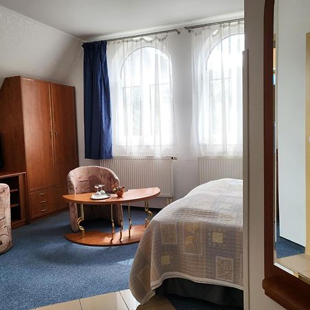 Hotel Margit Trencianske Teplice Ngoại thất bức ảnh