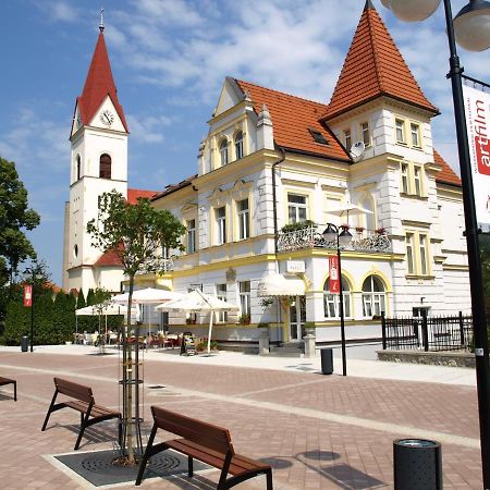 Hotel Margit Trencianske Teplice Ngoại thất bức ảnh