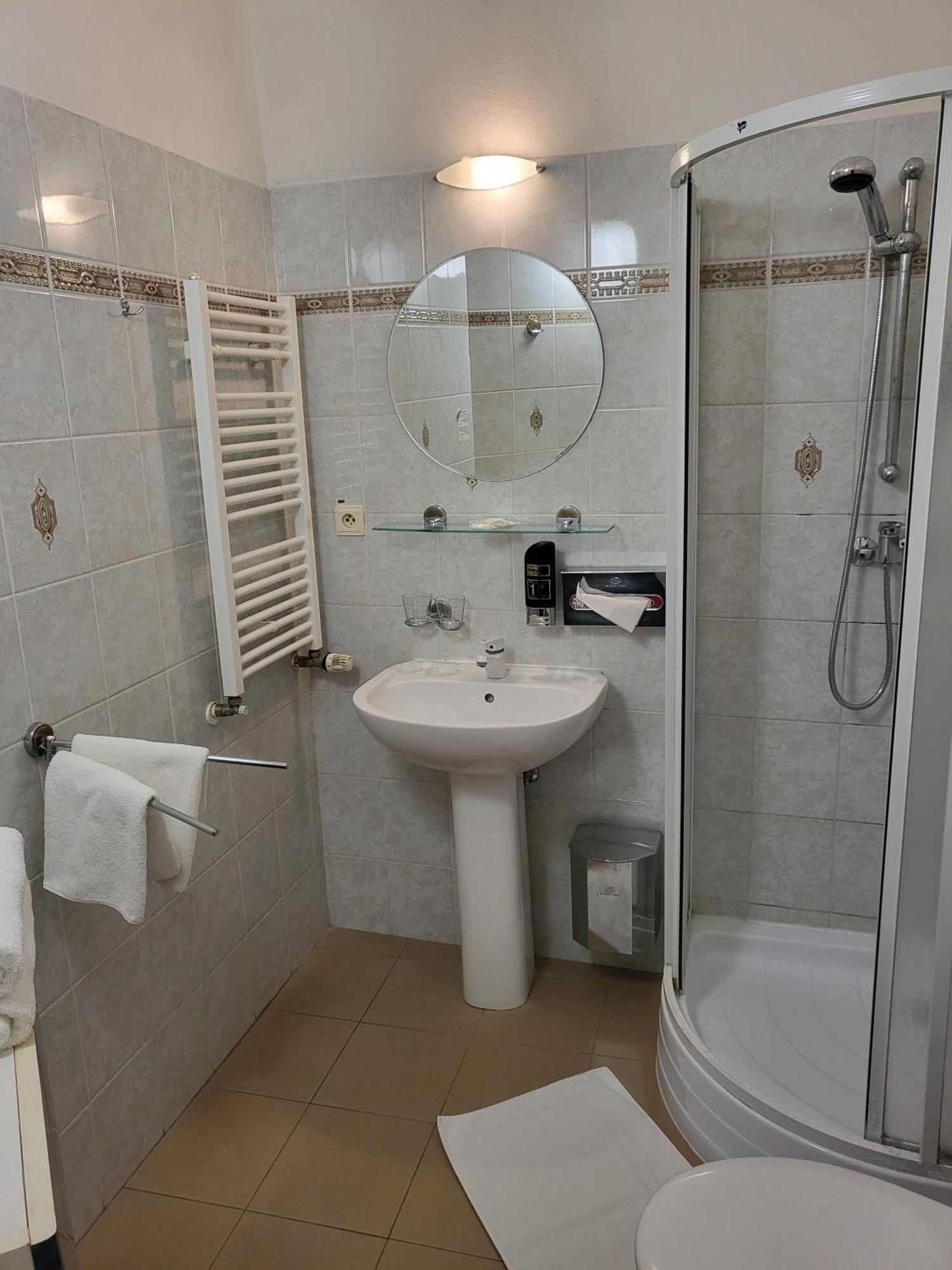 Hotel Margit Trencianske Teplice Ngoại thất bức ảnh
