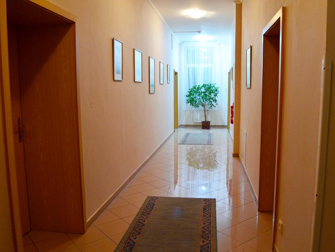 Hotel Margit Trencianske Teplice Ngoại thất bức ảnh
